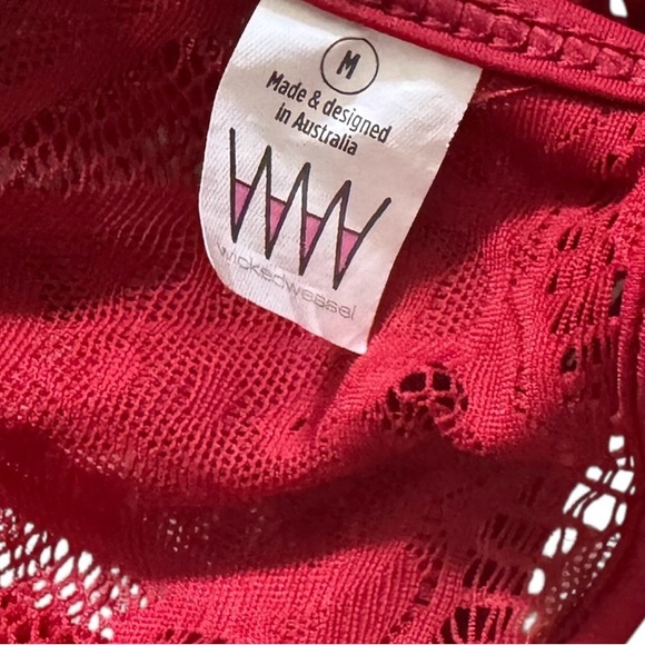 Scarlet Lace Women's Bra Set - Picture 6 of 8